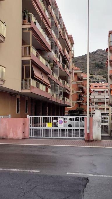 Appartamento Mama Monolocale Terrazzo Vista Mare Ventimiglia Zewnętrze zdjęcie